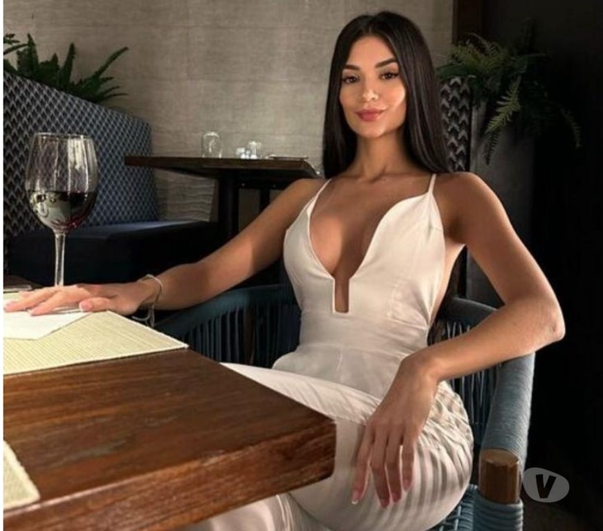 Escorts Fife Dunfermline - Fife - Photos for Exuberant, sexy Brazilian women waiting for you.