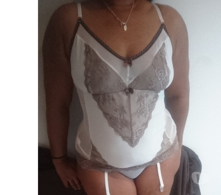 Escorts Greater Manchester Salford - Photos for Ebony English Mature GFE Deliciously Curvy💯