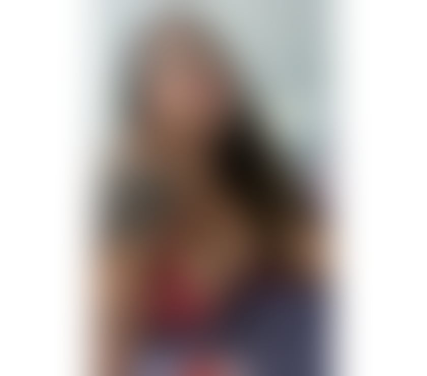 Curvy Pamela, hot latina back again 😍😍