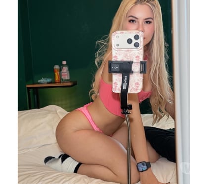  Escorts Hull City Centre Hull - Photos for 💋 LAURA IS BACK 🔥 LEGENDS NEVER NEED EXPLANATION🤪