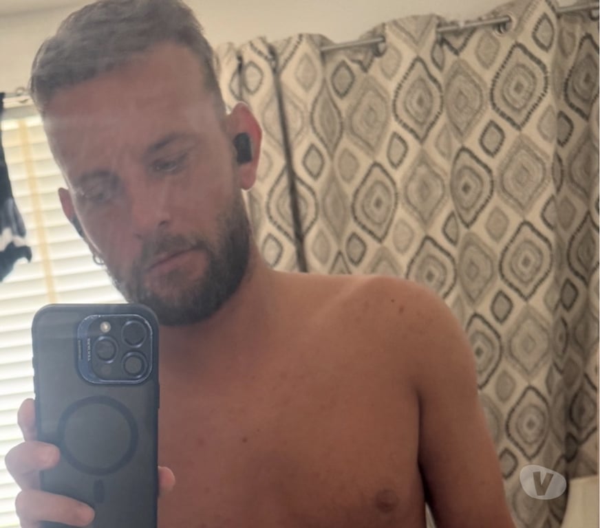  Gay massage Buckinghamshire Milton Keynes - Photos for Hung_vers_33_4now