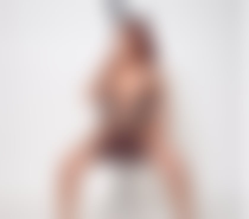 Escorts Reading Town Centre Reading - Photos for RED GIRLS BRAZILiAN 🇧🇷❤️❤️