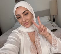 Hijabi girl 🖤NEW IN TOWN🤞🏽