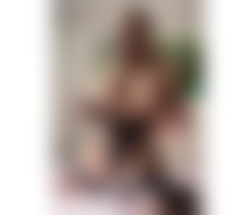  Escorts Edinburgh Edinburgh - Photos for Luxury Relaxation in a Private Setting.