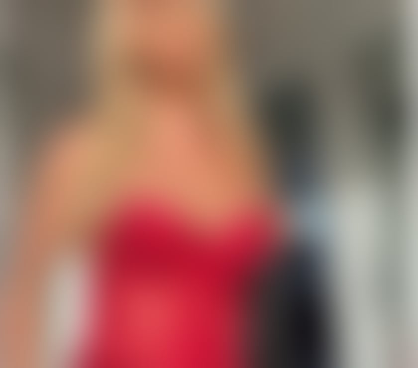 JULIE 🇧🇷❤️‍🔥💥 NEW IN TOWN