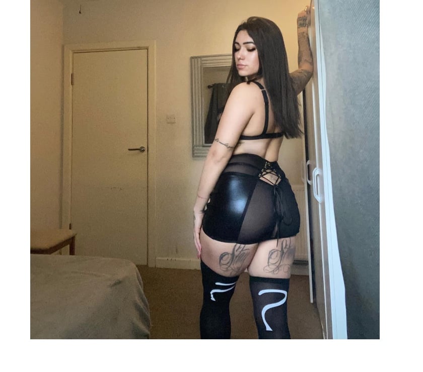 Escorts Sutton Town Centre Sutton - Photos for Krystal 💫 Sophisticated, Alluring & Discreet🇧🇷