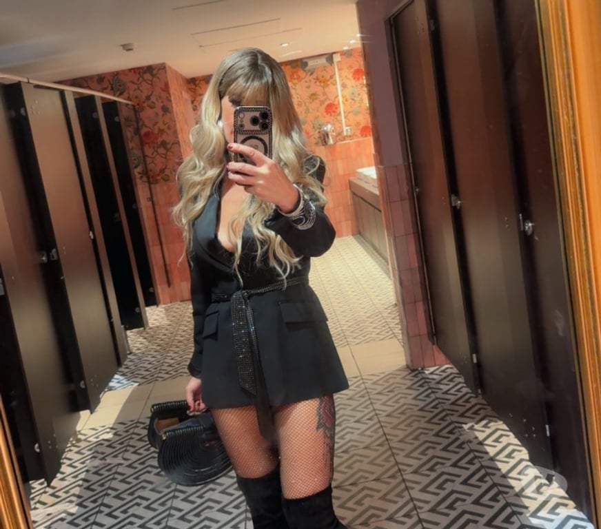 Escorts Newport - Wales Newport City Centre - Newport - Photos for Sensual Massage by Fit Brunette