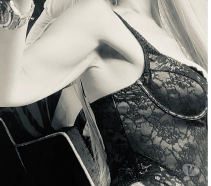  Escorts Newport City Centre Newport - Wales - Photos for Sensual Massage by Fit Brunette