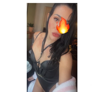 Photos for Girl hot party Brazilian 🥳sexy pic real