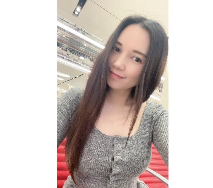 Escorts Surrey Spelthorne - Photos for Sara Thai lady 07510733329