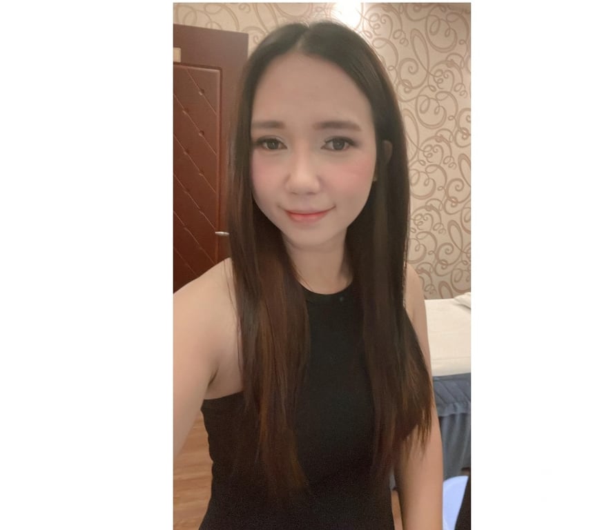 Escorts Surrey Spelthorne - Photos for Sara Thai lady 07510733329