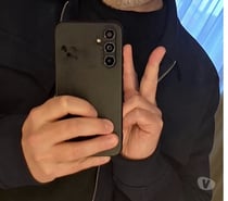 M seeks F for secret meets