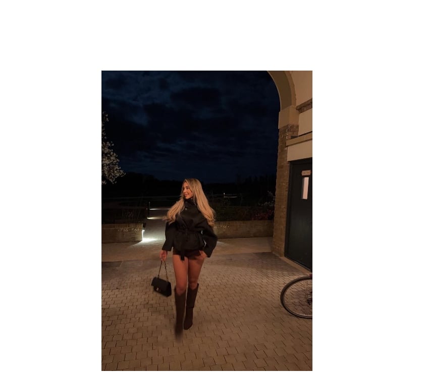  Escorts Newport City Centre Newport - Wales - Photos for LARISSA BRASILEIRA ❤️ PARTY 🔥 no rush