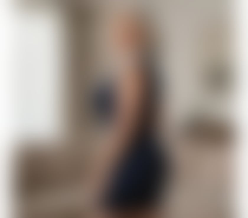 Escorts Kirkcaldy Fife - Photos for Lovely Blonde Milf💕