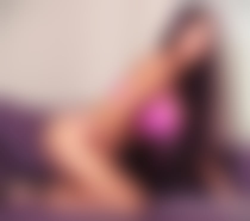 Escorts Somerset Yeovil - Somerset - Photos for STUNNING BRUNETTE GFE