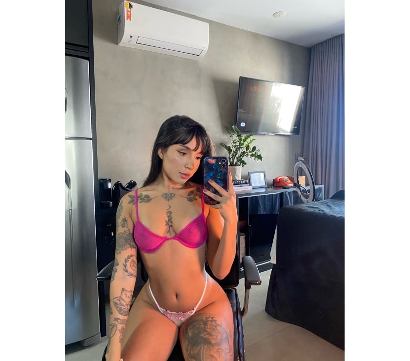 Escorts Stoke on Trent City Centre Stoke-on-Trent - Photos for Here Analicy 😈😈stunning booty🍑