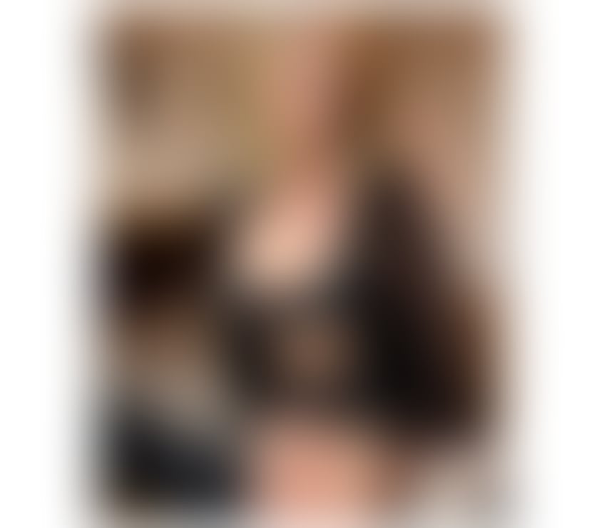 Ariana brazilian blonde 💯 hot