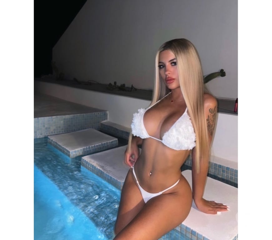 Escorts East London Barking Station - East London - Photos for CALM, SENSUAL AND CHARMING BLONDE❤️‍🔥💋
