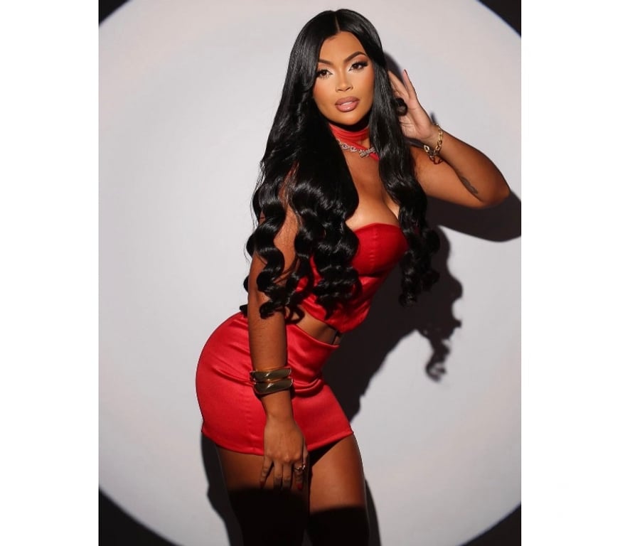 Escorts East London Canning Town - East London - Photos for BRUNETTE, NATURAL AND FULL OF DESIRE 😈💋