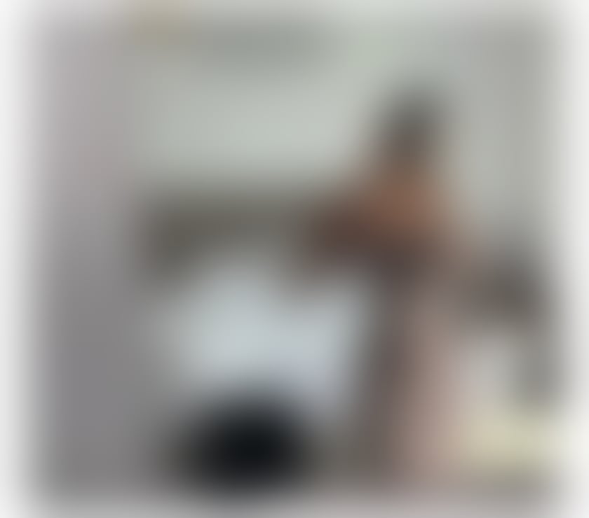 Escorts Essex Thurrock - Essex - Photos for SOPHISTICATED MODEL IS BACK IN AREA