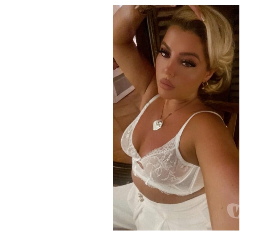 Escorts West Yorkshire Leeds - Photos for stunning blonde doll for you