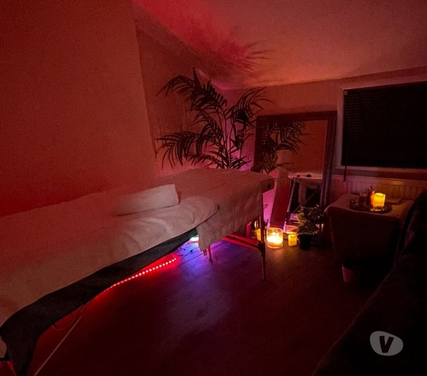 Full body massage West London Ealing Broadway - West London - Photos for Good energy massage by Arabella 🪬👋🙌