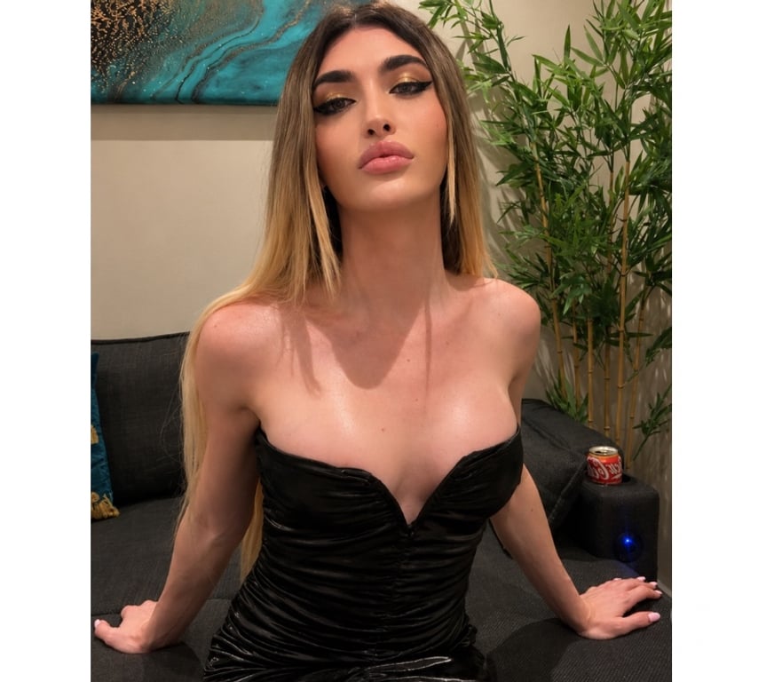 Trans Escorts West Midlands Birmingham - Photos for Sexy New In Town TS Annelise Available Now