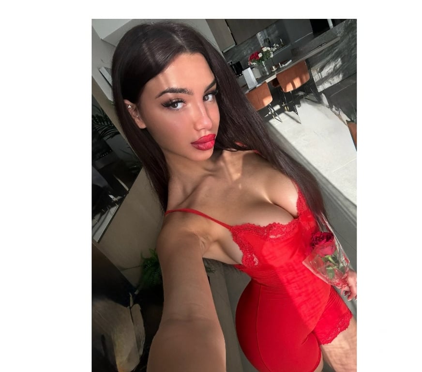 Escorts Peterborough Peterborough City Centre - Peterborough - Photos for NICOLLE PARTY 💛🇧🇷 NATURAL 🇧🇷💛 NEW IN TOWN