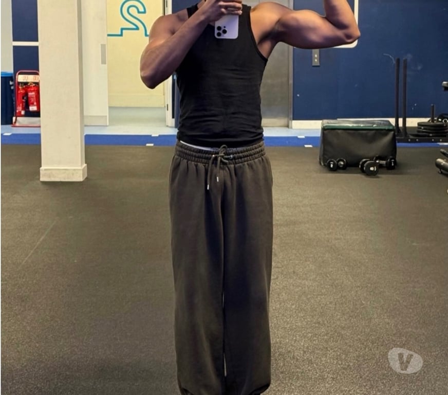 Escorts West London Ealing - West London - Photos for Satisfying your needs