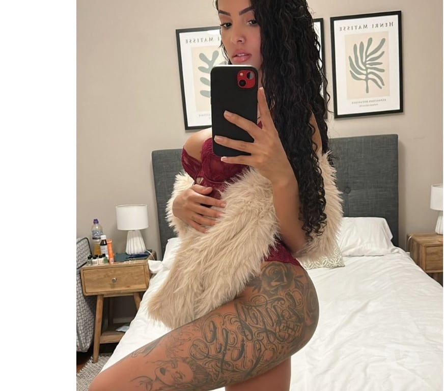 Escorts West Yorkshire Leeds - Photos for Sweet girl new in town