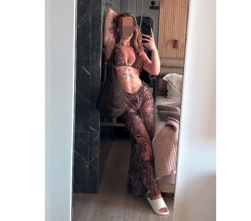 Escorts South East London Greenwich - South East London - Photos for SE CENTRAL LONDON ✨ REFINED BLONDE ✨ PRIVATE GFE 🥂