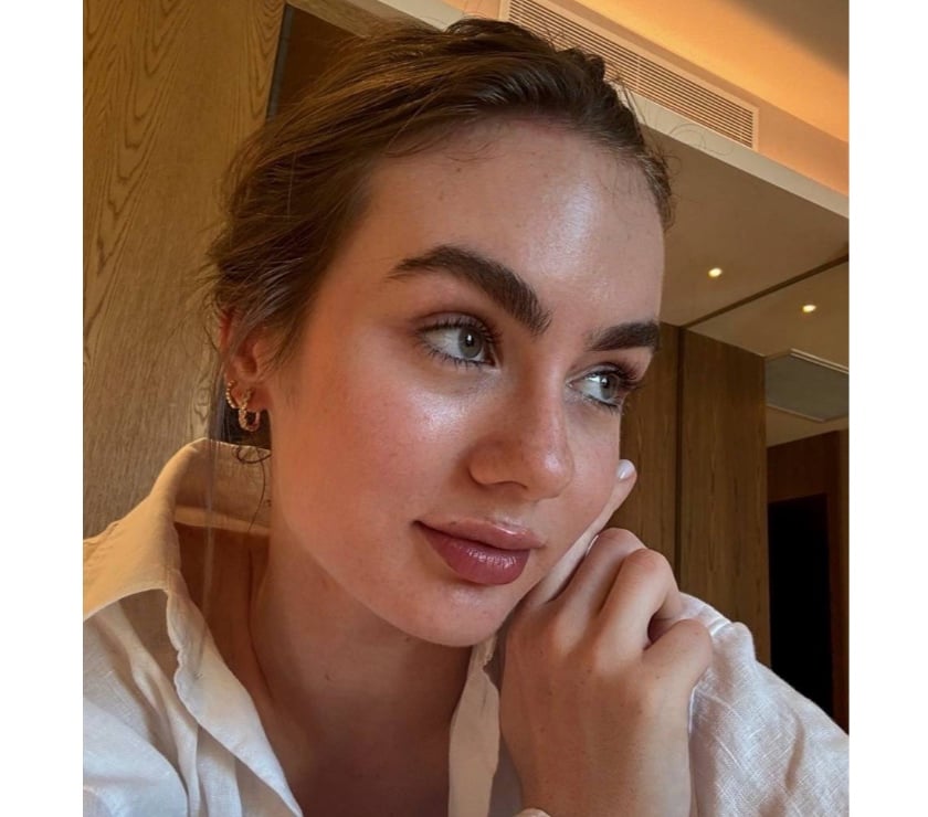 Photos for SWEET HOT GIRL🩷 WHATSAPP +44 7586 302979