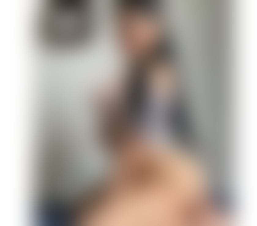 Sexy Tara new in town