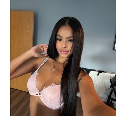 Escort Westcliff-on-Sea Southend-on-Sea - Photos for MIA QUEEN OWO 100% REAL. HIGH CLASS 👠