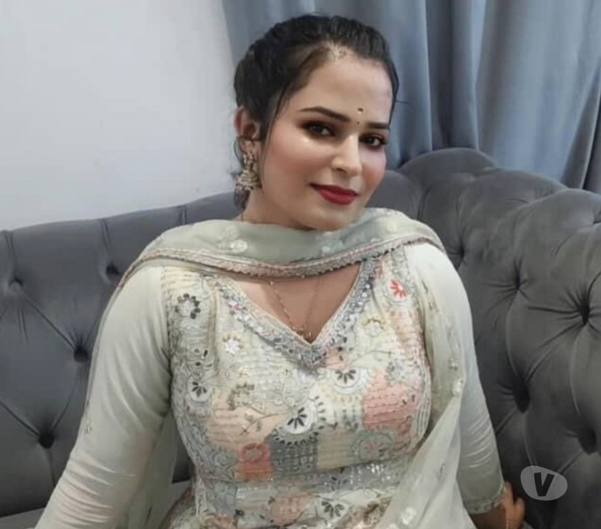 Escorts West London Hillingdon - Photos for Hema sree South Indian Tamil Girl