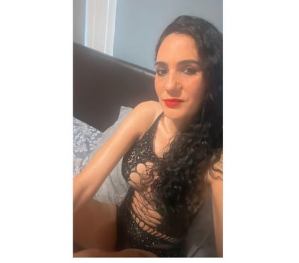 Escorts Luton Town Centre Luton - Photos for 🎉Fernanda party girl 🎉24 hours