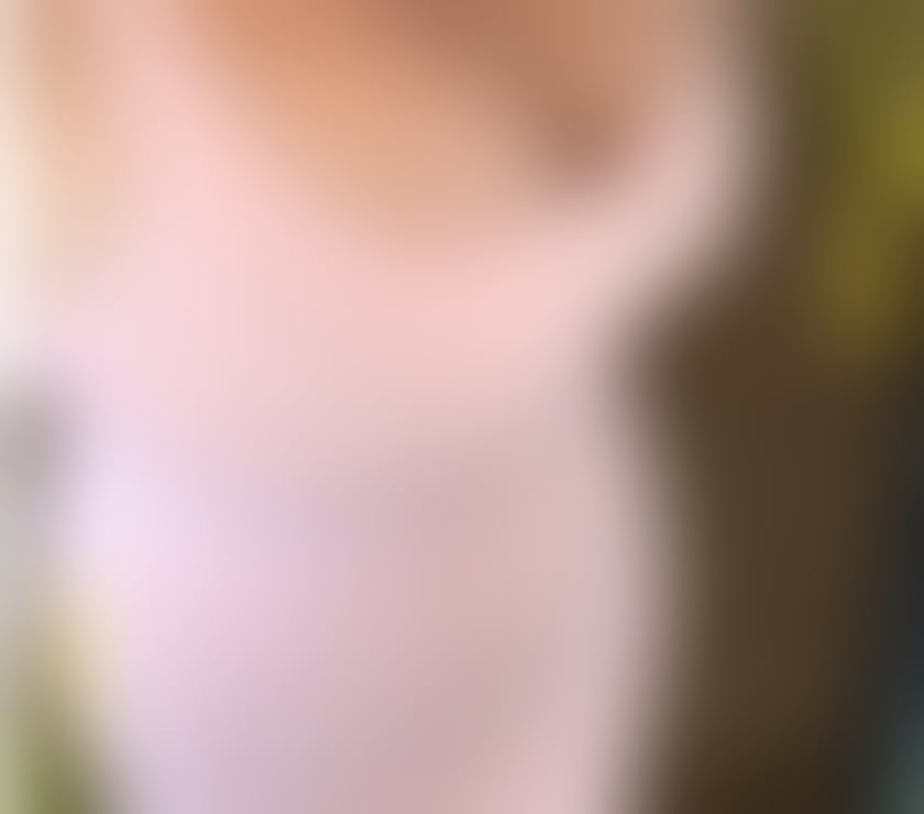 Mature Laura💋Natural big boobs❤Last day April 23th