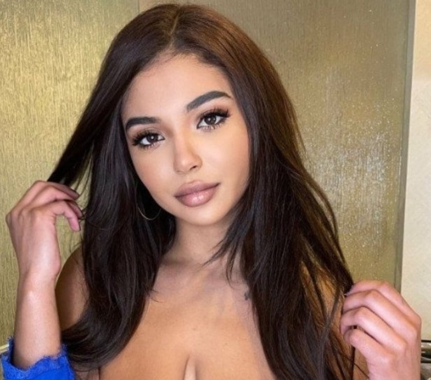 Escorts South West London Brixton - South West London - Photos for 👅😋 hot tongue sculptural body