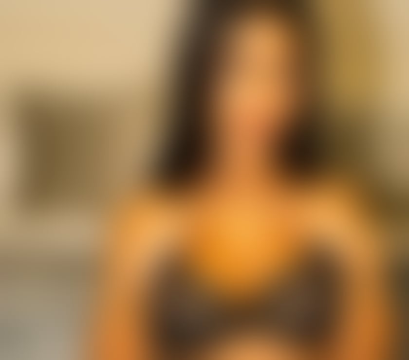 Escorts Derbyshire Derby - Photos for Hello Italian baddie here ready to meet in your town