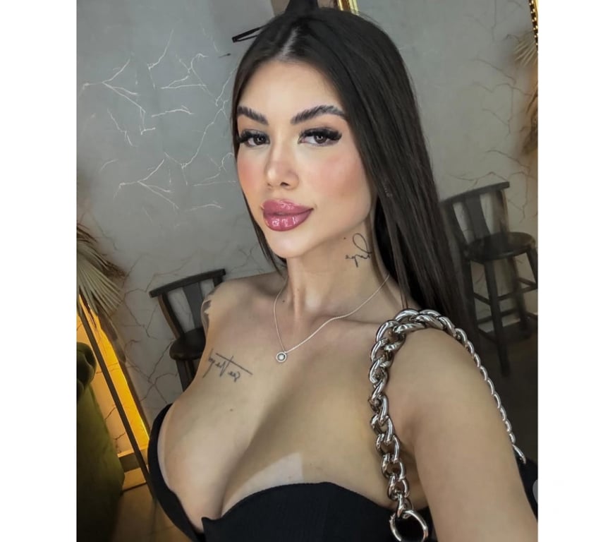 Escorts North London Seven Sisters - North London - Photos for 🍾❤️‍🔥best gfe Latina 💋incall ⭐️party