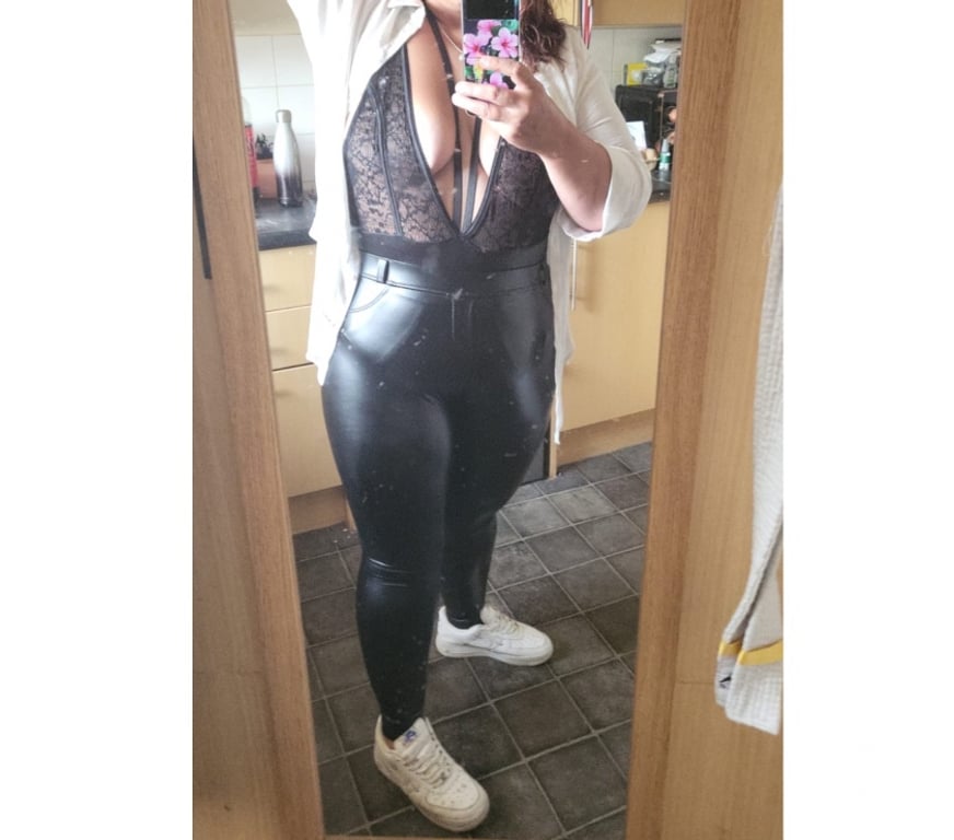 Escorts Wiltshire Chippenham - Wiltshire - Photos for 💕 Busty 💕 Married 💕 Milf 💕