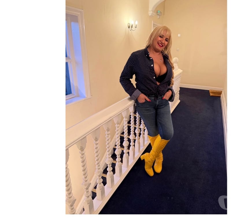 Escorts South Yorkshire Sheffield - Photos for Mary, a mature and naughty girl.❤️🍾🇧🇷