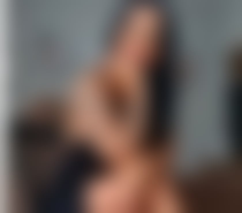 Spanish Escorts & Erotic Massage Bexley High Street Bexley - Photos for Alma new here owo include 💦WET SLOPPY DEEP OWO call