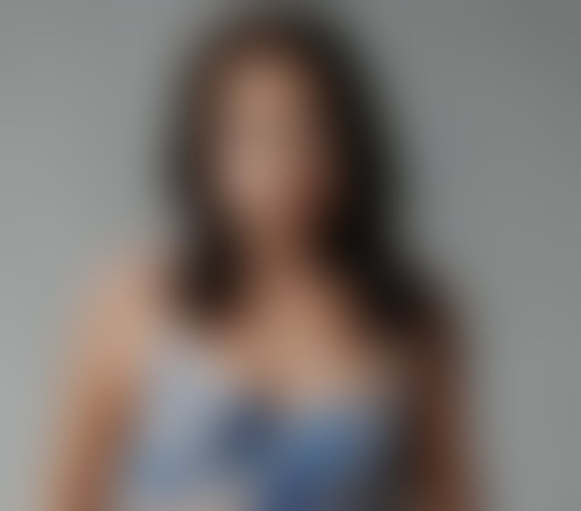 TINA NEW IN THE AERIA BEST SERVICE