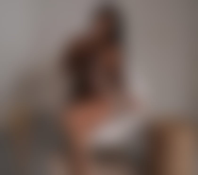Escorts Surrey Woking - Photos for Reyquins 💋 Discretion • Class • Chemistry 💋