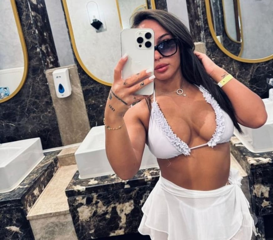 Escorts Essex Harlow - Photos for Carla 🌹 Elegant. Confident. Exclusive 🌹