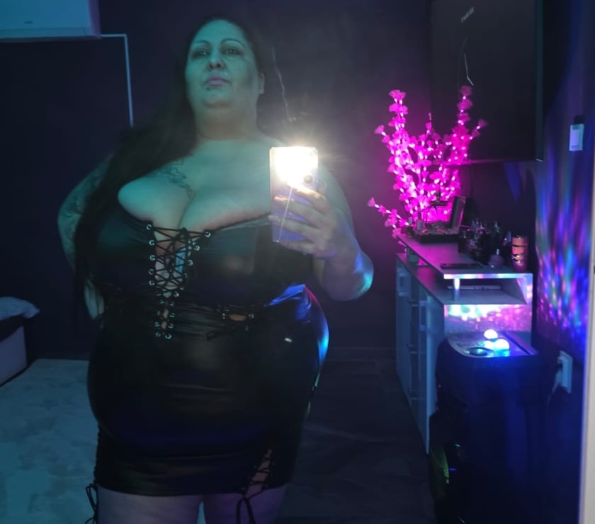 Escorts West London Hillingdon - Photos for Bella mega boobs!best sloppy owo!cim!bbw!Big boobs