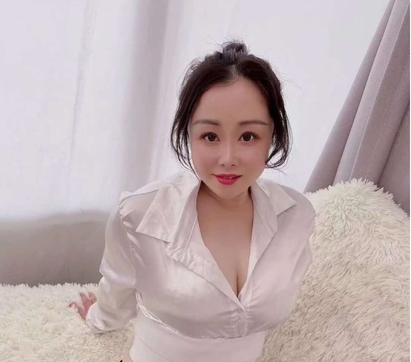 Escorts Suffolk Ipswich - Photos for Newly arrived innocent Asian girls for escort services