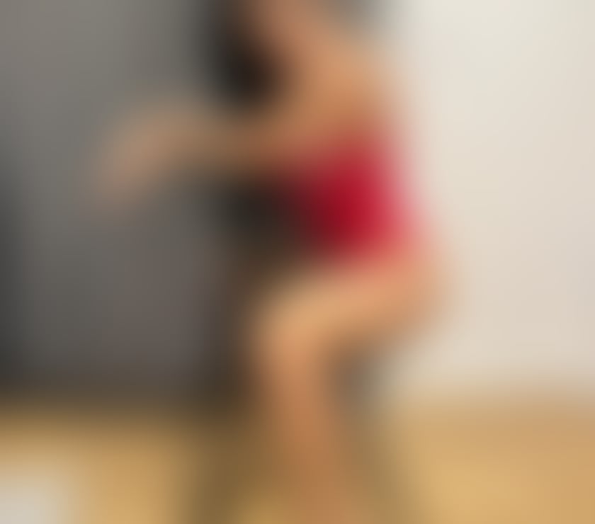 Escorts East London Canary Wharf - East London - Photos for 🔞 After-hours 🔥 HANNIA 🎉