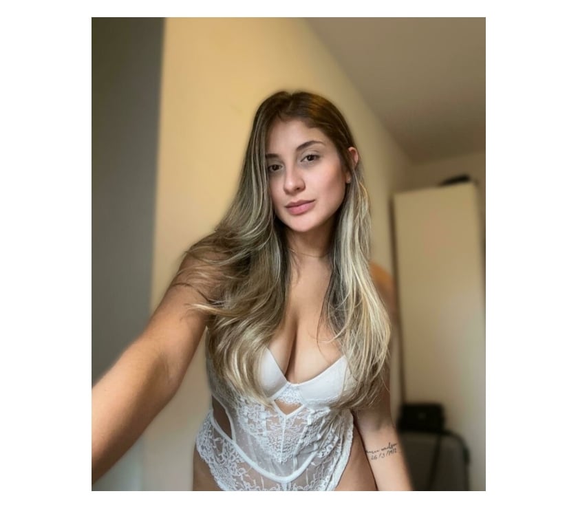 Escorts East London Redbridge - Photos for Party 🍾 girl Hot Camila 🔥